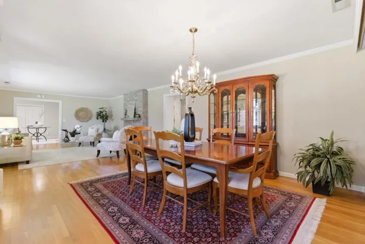 17311 Zena Avenue, Monte Sereno, California 95030