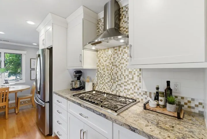 17311 Zena Avenue, Monte Sereno, California 95030