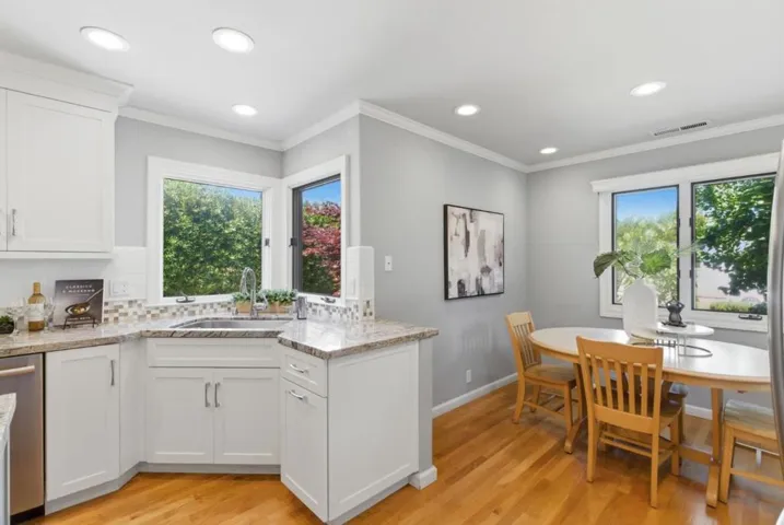 17311 Zena Avenue, Monte Sereno, California 95030