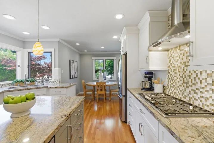 17311 Zena Avenue, Monte Sereno, California 95030