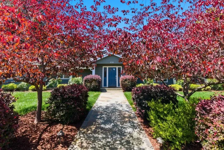 17311 Zena Avenue, Monte Sereno, California 95030