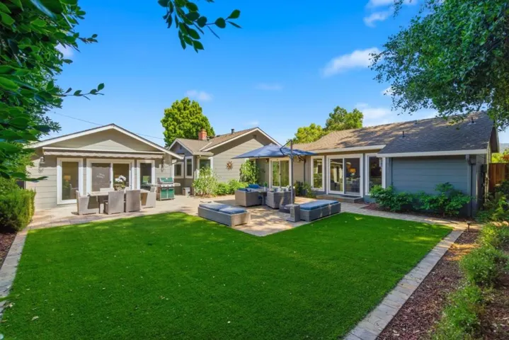17311 Zena Avenue, Monte Sereno, California 95030