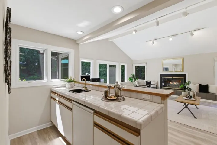 17311 Zena Avenue, Monte Sereno, California 95030