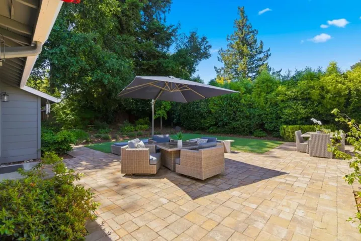 17311 Zena Avenue, Monte Sereno, California 95030