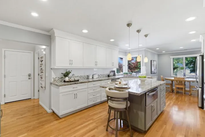 17311 Zena Avenue, Monte Sereno, California 95030