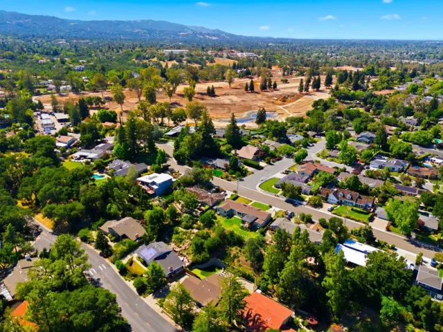 17311 Zena Avenue, Monte Sereno, California 95030