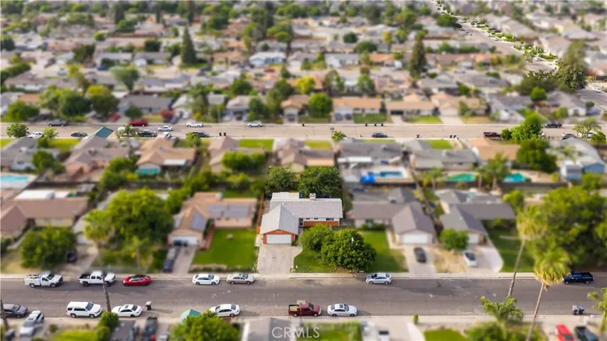 1818 W Buena Vista, Visalia, California 93291