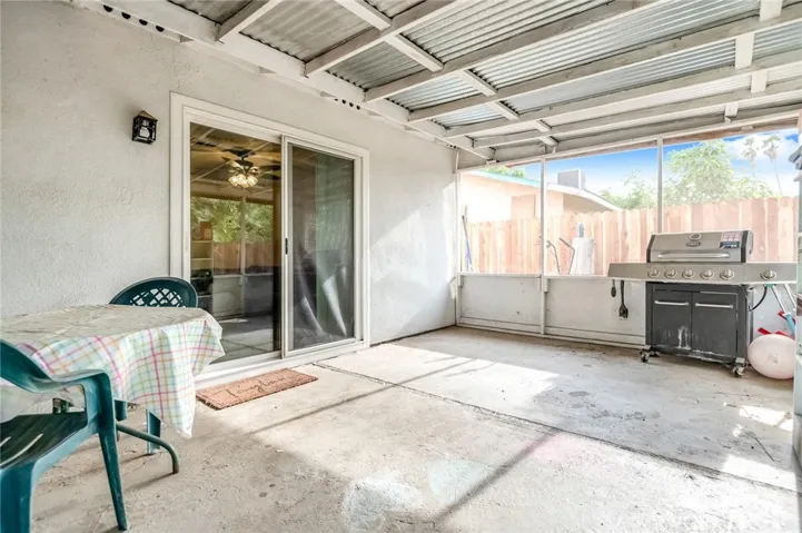 1818 W Buena Vista, Visalia, California 93291