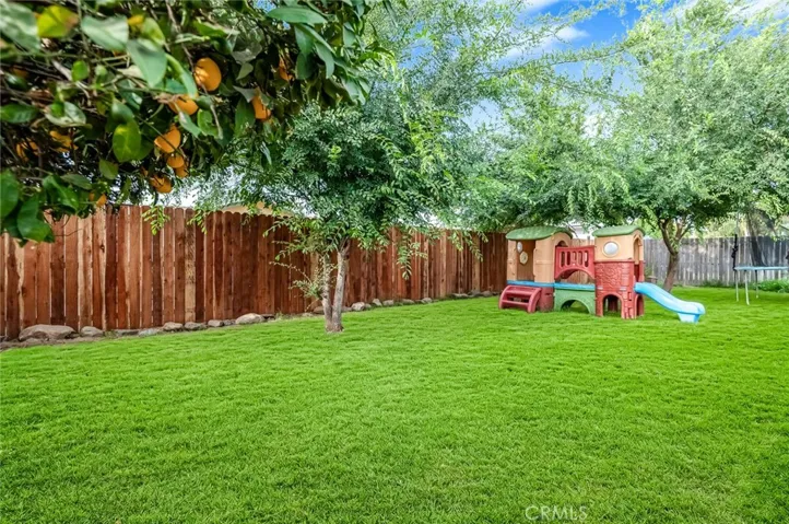 1818 W Buena Vista, Visalia, California 93291