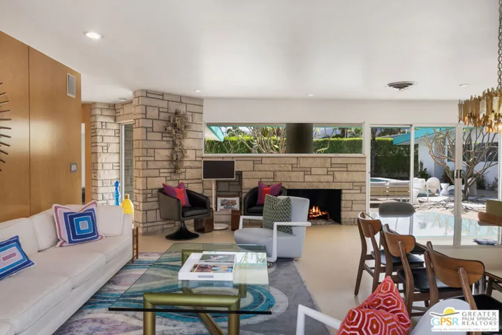 780 S Palo Verde Avenue, Palm Springs, California 92264