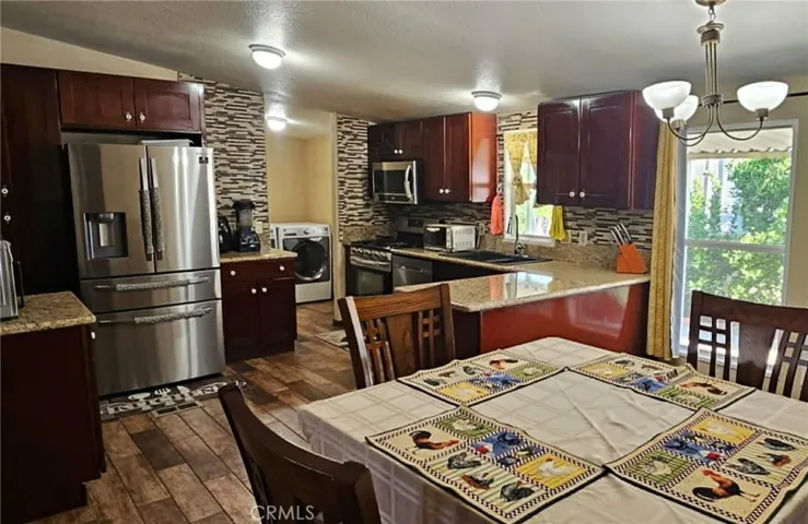 Kitchen/Dinning