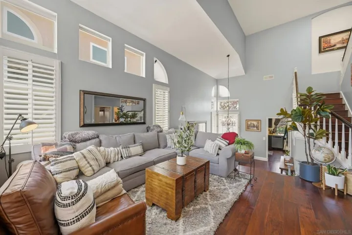 11858 Mendiola Point, San Diego, California 92129