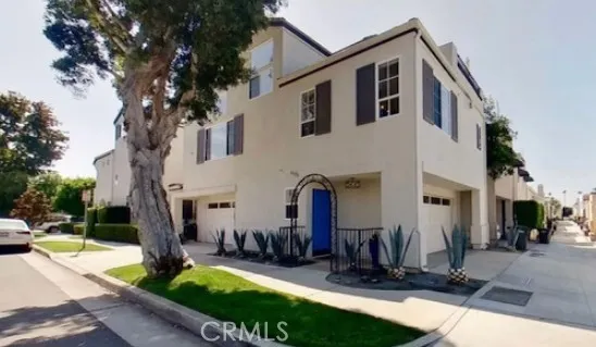 445 Begonia Avenue 6, Corona Del Mar, California 92625