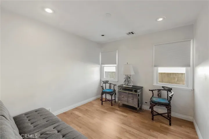 5231 Glasgow Way, Westchester, California 90045
