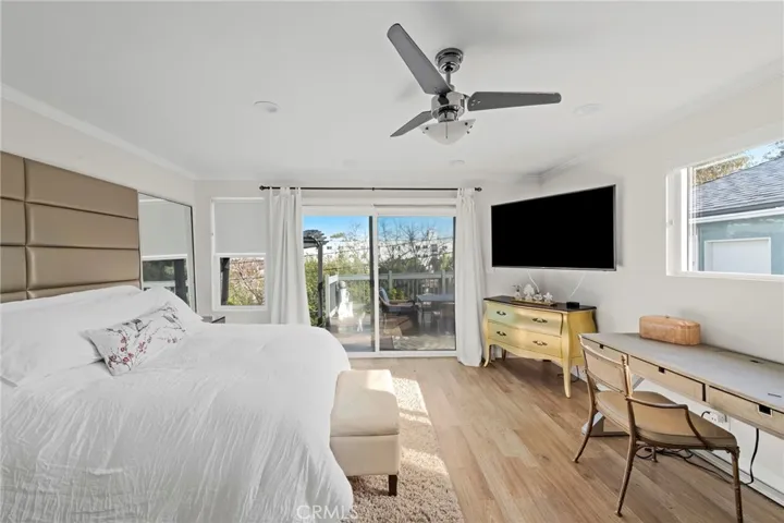5231 Glasgow Way, Westchester, California 90045
