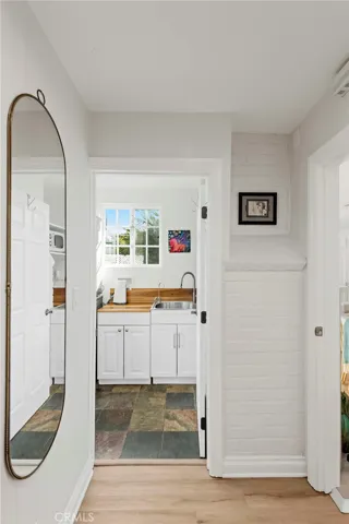 5231 Glasgow Way, Westchester, California 90045