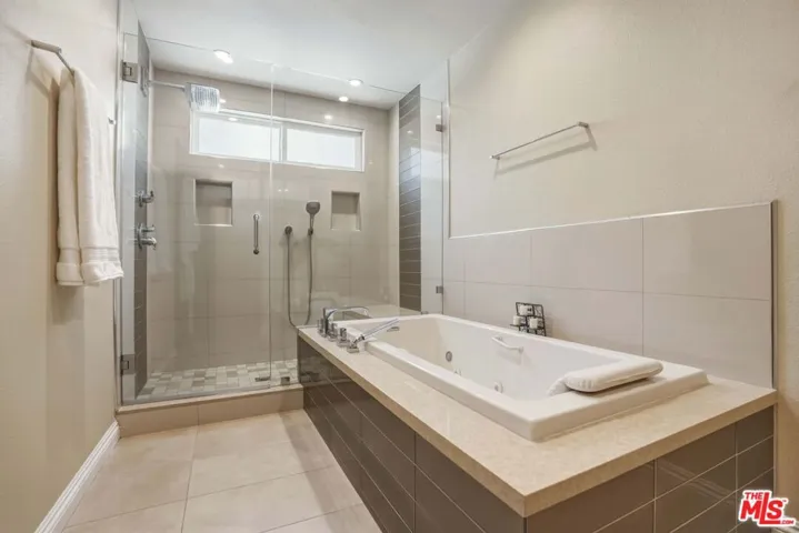 29061 Saddlebrook Drive, Agoura Hills, California 91301