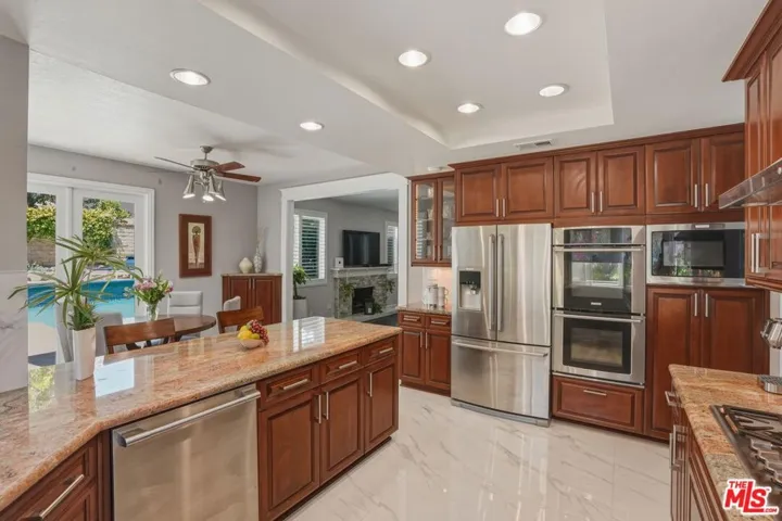 29061 Saddlebrook Drive, Agoura Hills, California 91301