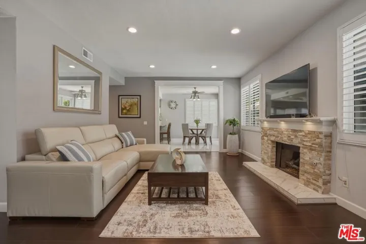 29061 Saddlebrook Drive, Agoura Hills, California 91301