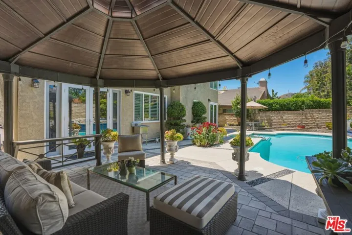 29061 Saddlebrook Drive, Agoura Hills, California 91301