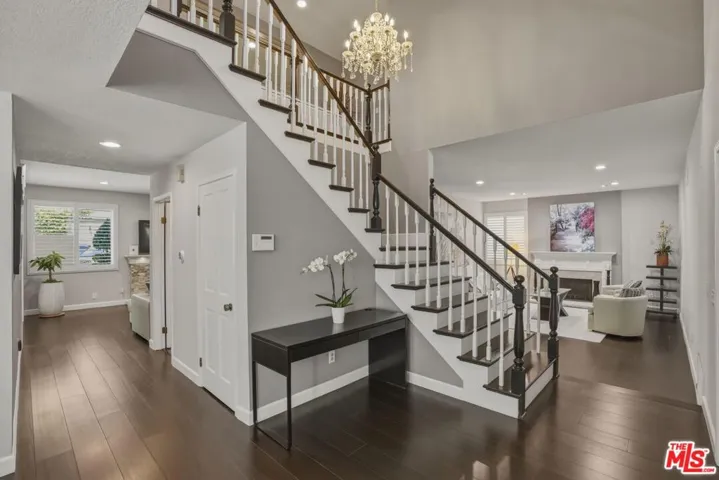 29061 Saddlebrook Drive, Agoura Hills, California 91301