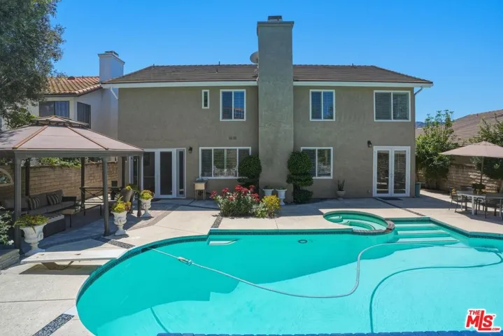 29061 Saddlebrook Drive, Agoura Hills, California 91301