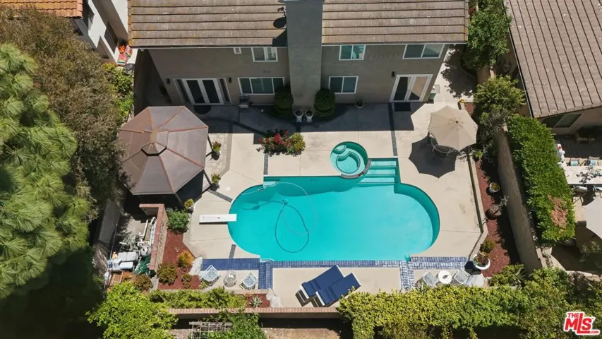 29061 Saddlebrook Drive, Agoura Hills, California 91301