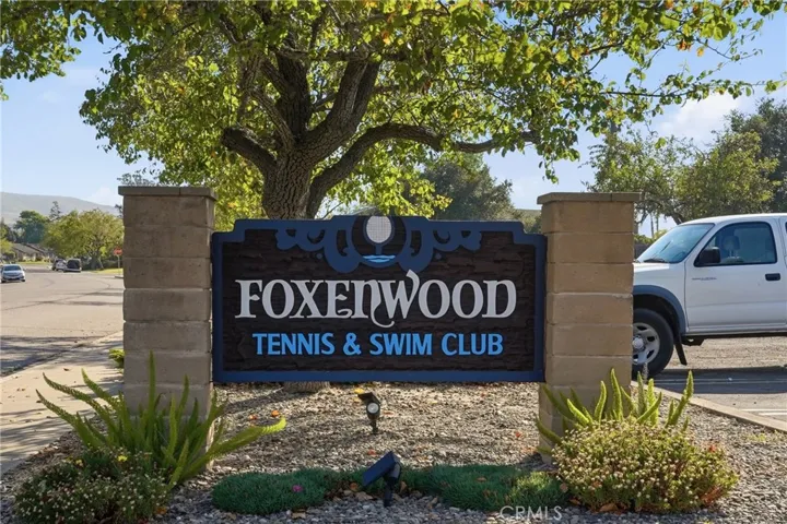 Foxenwood Tennis & Swim Club