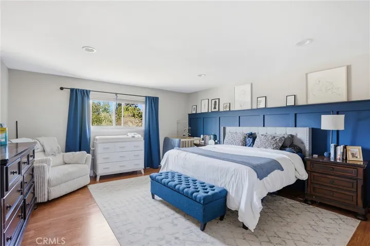 Master Suite Bedroom, Upper Level