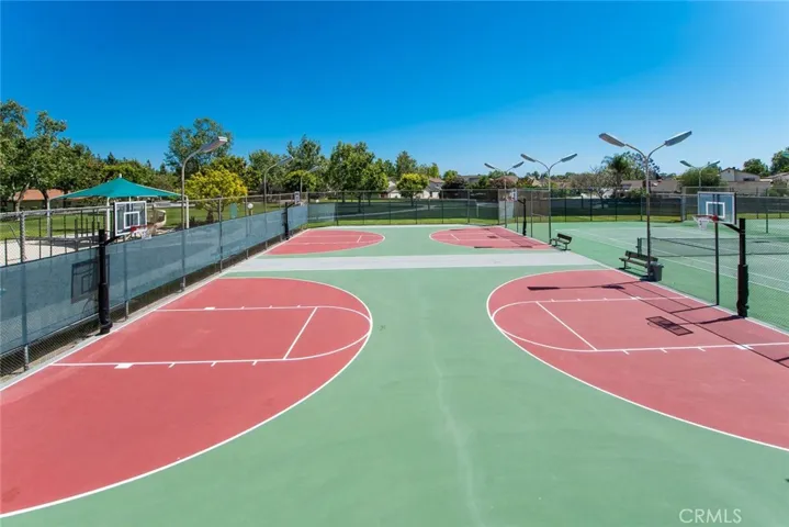 Laurelwood Community