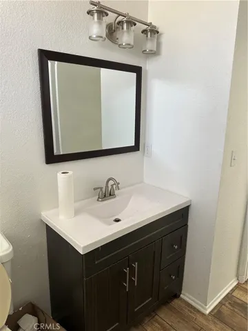 11015 Oakwood, Hesperia, California 92345