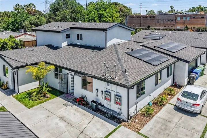 18853 Saticoy, Reseda, California 91335