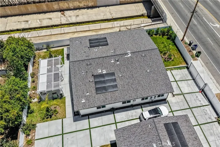 18853 Saticoy, Reseda, California 91335