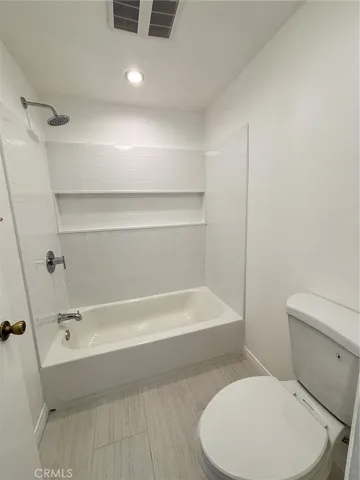 4646 Larwin Avenue, Cypress, California 90630