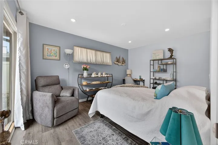 Back bedroom