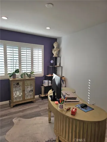 Hall bedroom