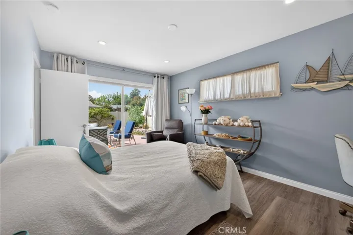 Back bedroom