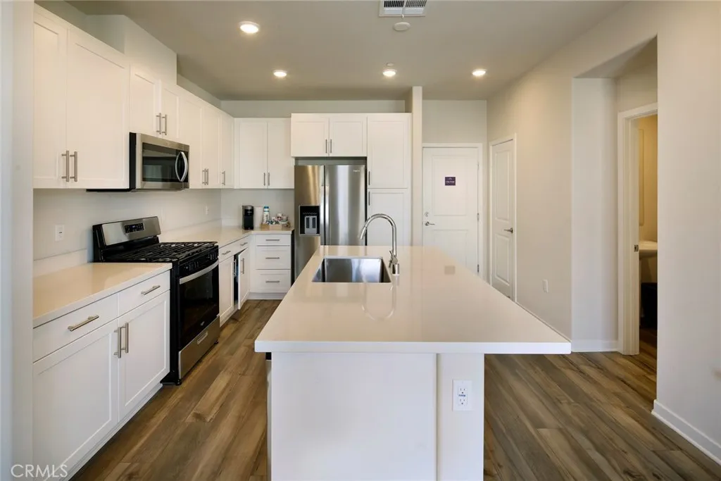9833 Crossbay Loop 701, Jurupa Valley, California 92509 — photo 5