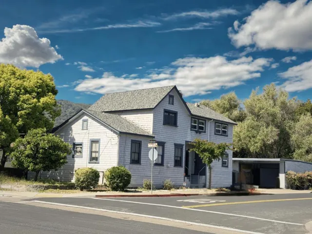 533 University Avenue, Los Gatos, California 95032