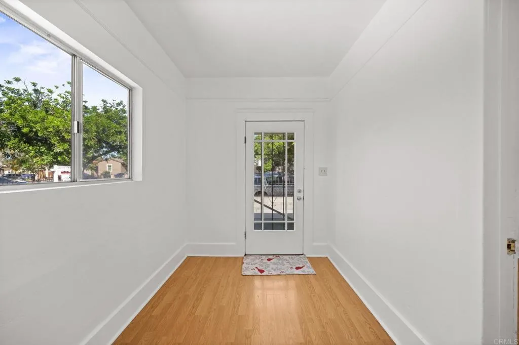 15-3813 Birch Street, San Diego, California 92113 — photo 4
