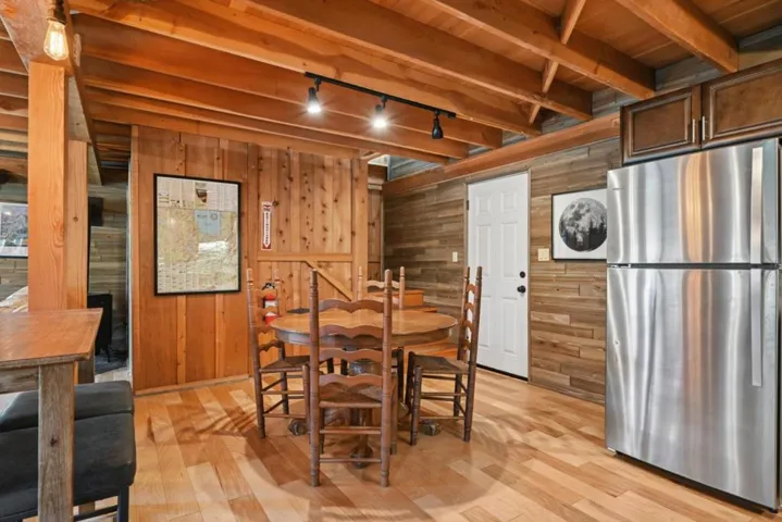 20625 Us Highway 50, South Lake Tahoe, California 96150