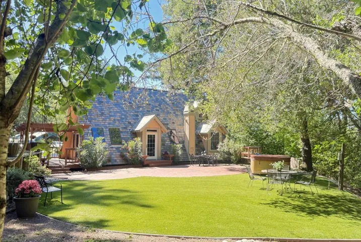 25405 Adams Road, Los Gatos, California 95033