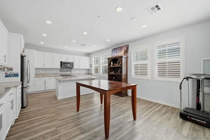 1027 Swaying Palms Way W, San Diego, California 92154
