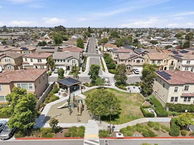 1027 Swaying Palms Way W, San Diego, California 92154