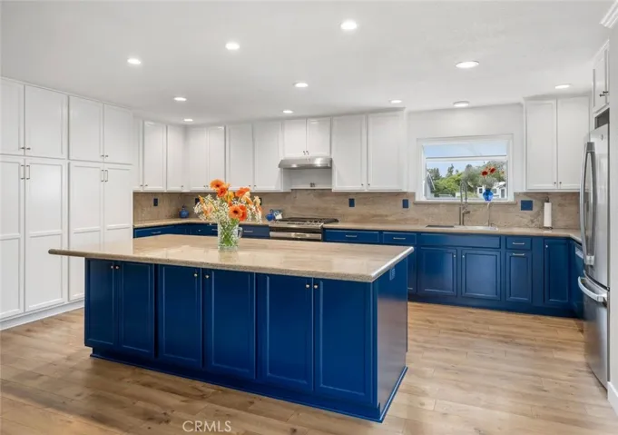 Spacious Kitchen