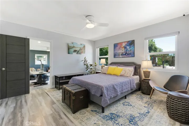 23051 Burbank Boulevard, Woodland Hills, California 91367