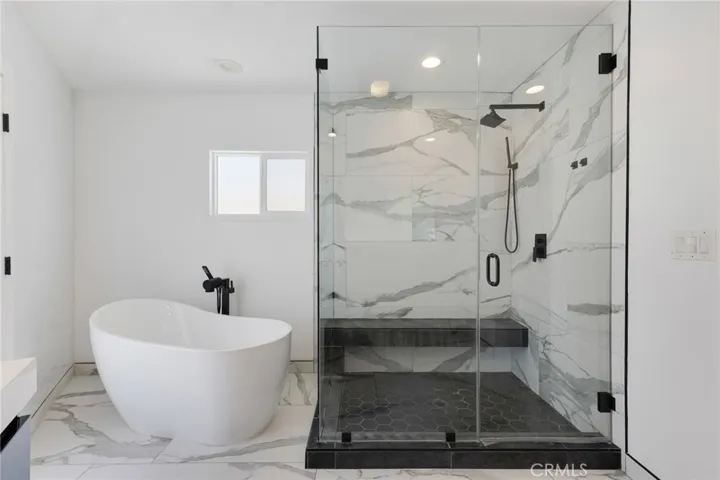 23051 Burbank Boulevard, Woodland Hills, California 91367