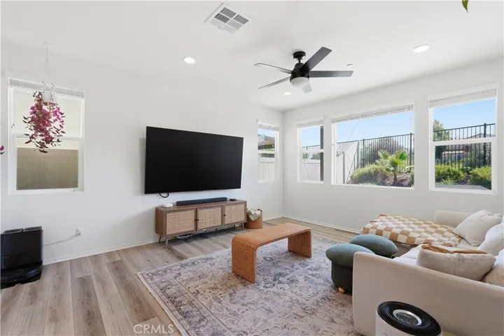 38292 Windingwalk Dr, Riverside, California 92563