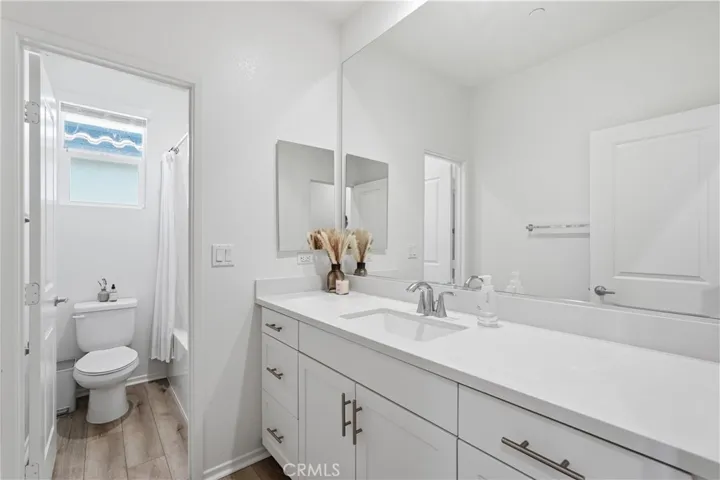 38292 Windingwalk Dr, Riverside, California 92563