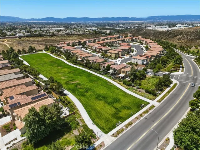 38292 Windingwalk Dr, Riverside, California 92563